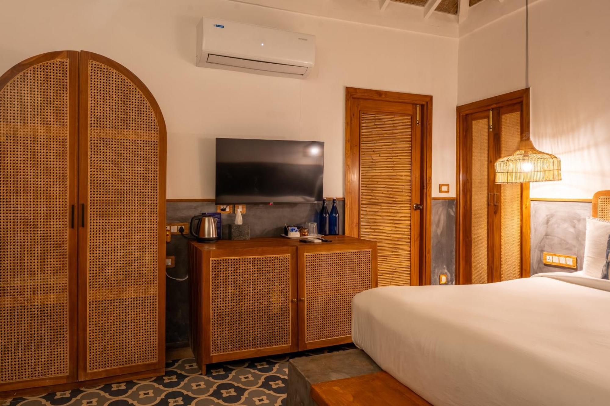 Hotel Azora By Ayatana, Goa Morjim Zewnętrze zdjęcie